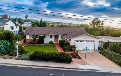 7925 Cinnabar Dr, La Mesa, CA 91941-6351