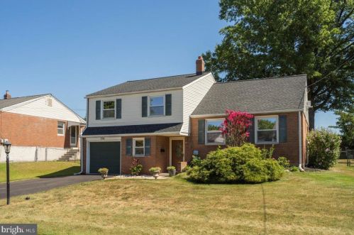 774 George Dr, Norristown, PA 19406-1781
