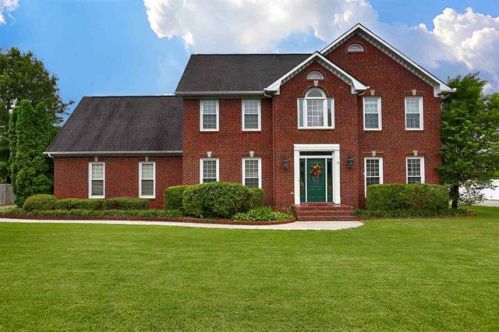 106 Lake Crest Cir, Madison, AL 35758-6302