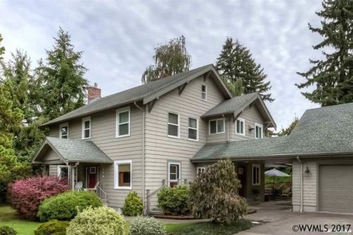 730 Robinson St, Silverton, OR 97381-1437