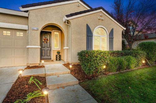 4279 Borderlands Dr, Rancho Cordova, CA 95742-7754