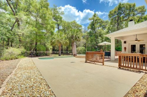 2135 Durfey Ave, Orange City FL  32763-3516 exterior