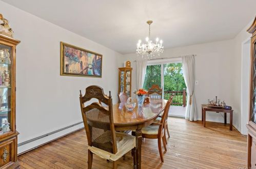 335 Somerston Rd, Yorktown Hgts NY  10598-2225 exterior