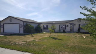 1312 Orchid Ln, Gillette, WY 82716-2183