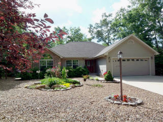 5 Cherokee Ct, Crossville, TN 38572-6221