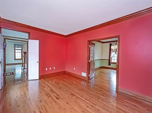 1640 Norman Dr, Sewickley PA  15143-8557 exterior