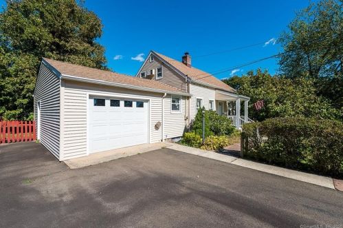 70 Northside Rd, North Haven, CT 06473-3020