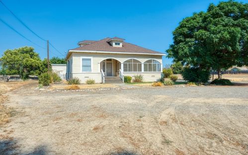 27642 Fig Ln, Newman CA  95360-1145 exterior