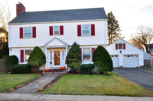16 Benton St, Manchester, CT 06040-4302