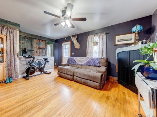 12 Leigh Ave, Litchfield, CT 06787-1807