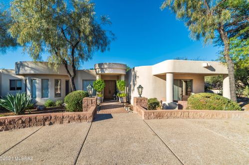 6301 Cadena De Montanas, Tucson, AZ 85718-3413