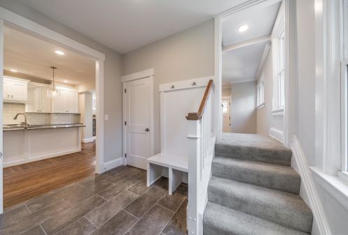 18 Taylor Ave, Newport KY  41075-1336 exterior