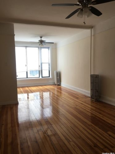 35-13 Broadway, Long Island City NY  11103 exterior