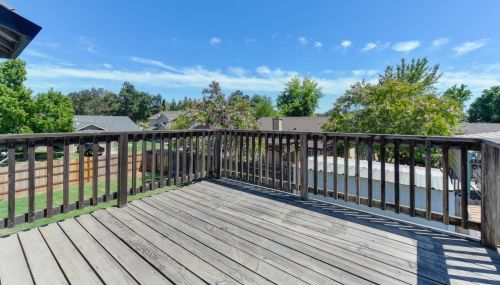 7064 Castle Creek Way, Rio Linda CA  95673-2441 exterior
