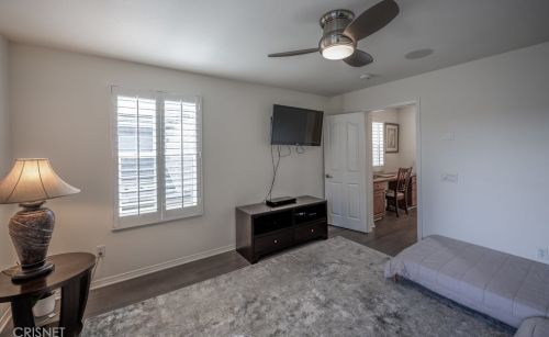 28474 Camino Del Arte Dr, Santa Clarita CA  91354-3094 exterior