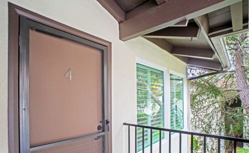 946 Miramonte Dr, Santa Barbara CA 93109-1317 exterior