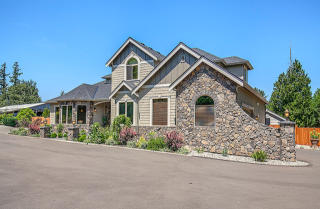 8207 224th St, Woodinville, WA 98072-8036
