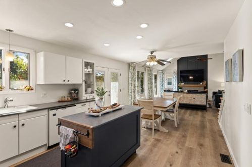 9 Noto Dr, North Providence RI  02904-2905 exterior