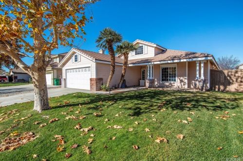 3037 Kaylyn St, Lancaster, CA 93535-4917