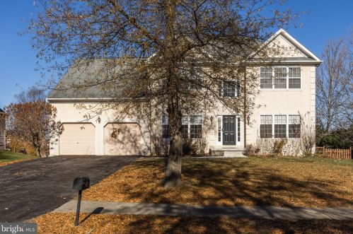 102 Daisy Bell Ln, Bear, DE 19701-4904