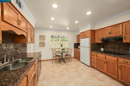 1784 Sharon Dr, Concord, CA 94519-1453