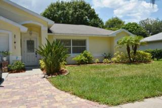 2092 Buescher Hill St, Melbourne, FL 32935-2170