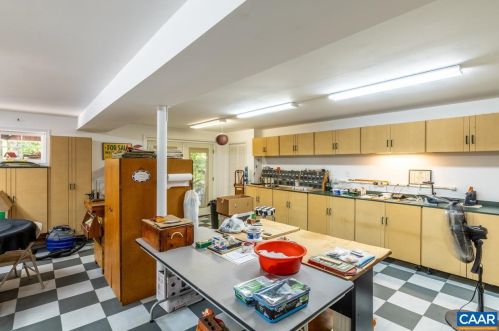 287 Jefferson Dr, Bybee VA 22963-3212 exterior