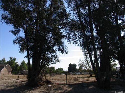 2335 1st Ave, San Bernardino, CA 92407-6133
