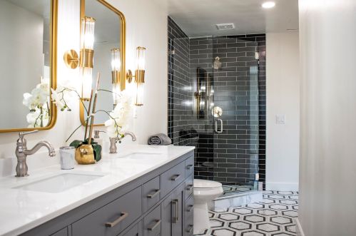 8324 Calle Calzada, San Diego CA  92126-1703 exterior