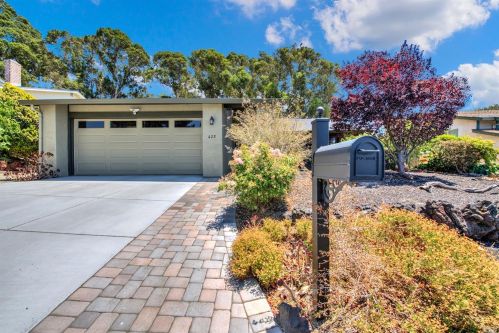 422 Turner Dr, Benicia, CA 94510-1413