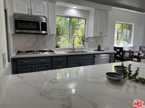 16821 Albers St, Van Nuys CA 91316-2603 exterior