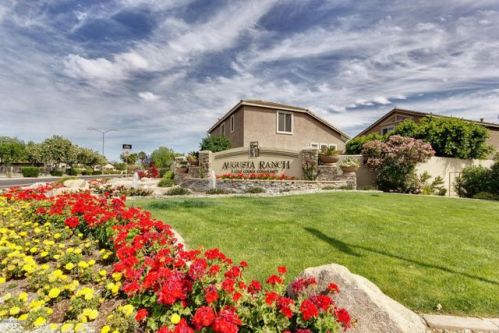 9949 Lindner Ave, Mesa, AZ 85209-2573