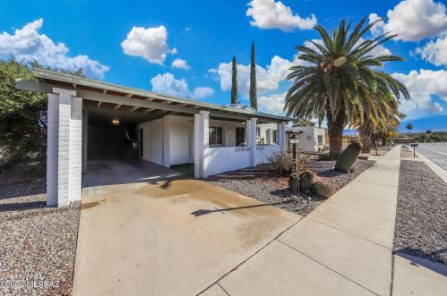 981 Abrego Dr, Green Valley, AZ 85614-3331