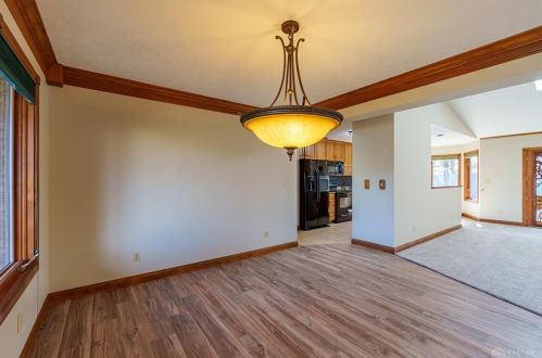 240 Fivepines Ct, Englewood OH  45315-9636 exterior