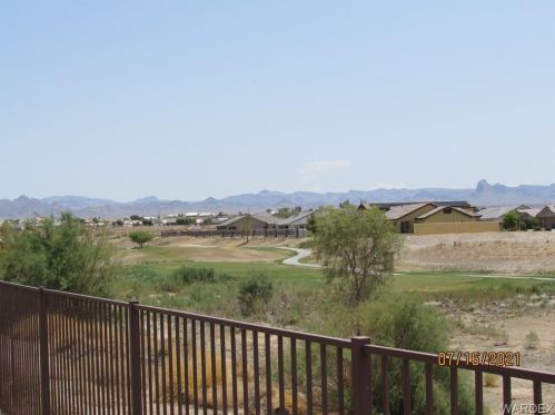 6250 Vista Laguna Dr, Bullhead City, AZ 86426-7043