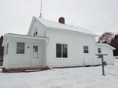 10151 River Rd, Suring, WI 54174-9206