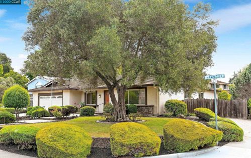 1 Carousel Ct, San Ramon CA  94583-1707 exterior