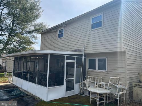 375 Maple Ave, Southampton PA  18966-3563 exterior