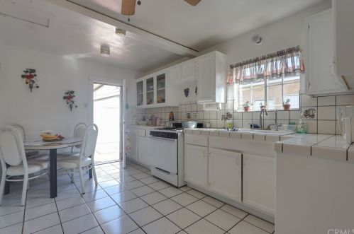 3567 Beck Ave, Bell CA 90201-3726 exterior