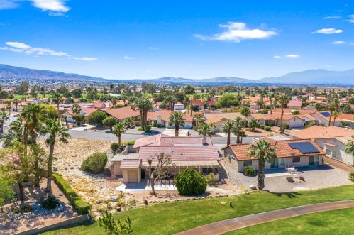 64578 Pinehurst Cir, Desert Hot Springs CA  92240-1346 exterior