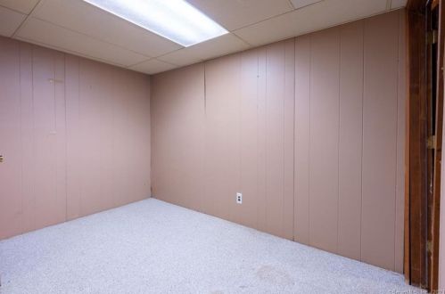 23 Esquire Dr, Manchester CT  06042-2454 exterior