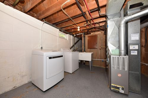 7446 Burdick Ave, Milwaukee WI 53219-3602 exterior