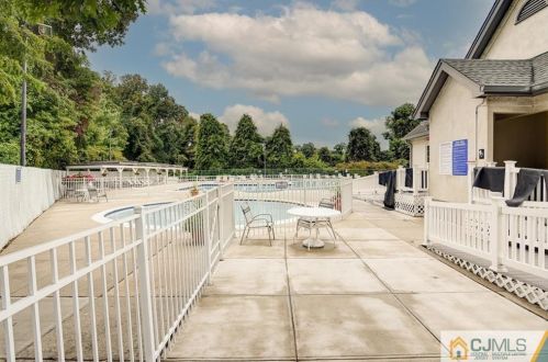 1401 Cypress Ln, East Brunswick NJ  08816-5260 exterior