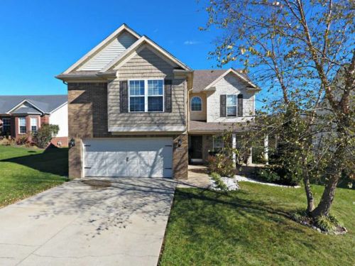 3003 Falcon Ct, Shelbyville, KY 40065-7948