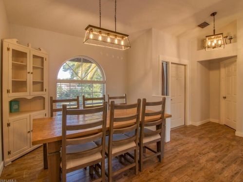 4535 Del Rio Ln, Bonita Springs FL 34134-7236 exterior