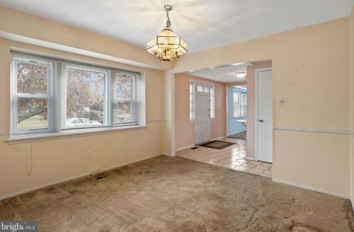 16 Turner Ln, Willingboro NJ  08046-3622 exterior