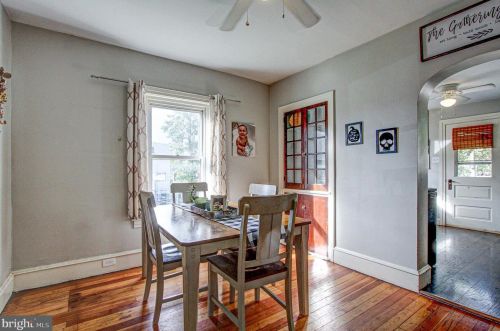 67 Edgewood St, Pottstown PA  19464-5747 exterior