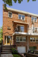 15 Turner Pl, Brooklyn, NY 11218-3311