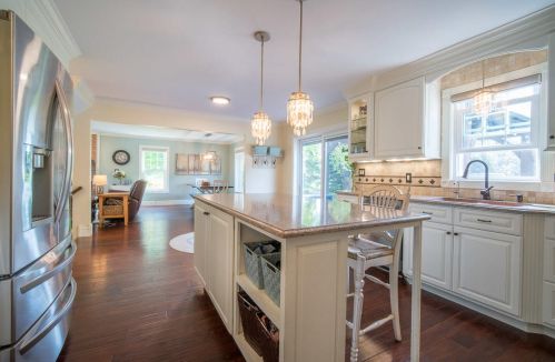 4948 Bayfield Dr, Waterford WI  53185-3376 exterior