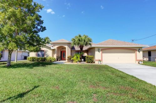 1109 21st Ln, Cape Coral, FL 33990-4613